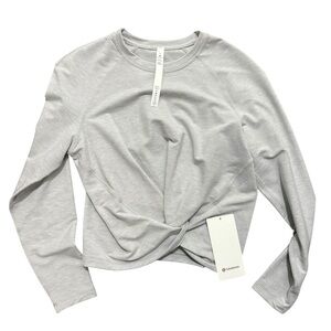 Lululemon Tuck & Gather Pullover
Heathered Mod Stargaze